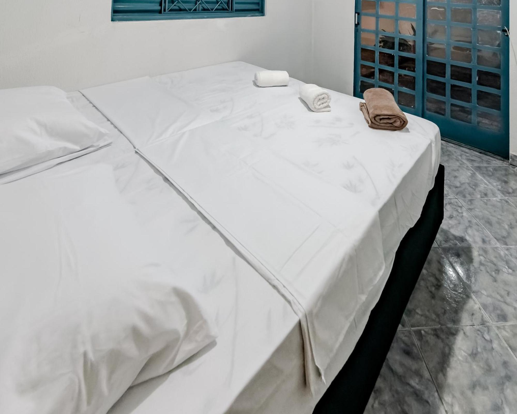 Hotel Pousada Roosevelt Quarto 03 - Pousada Central Prox Rodoviaria E Dist Industrial Uberlândia Esterno foto